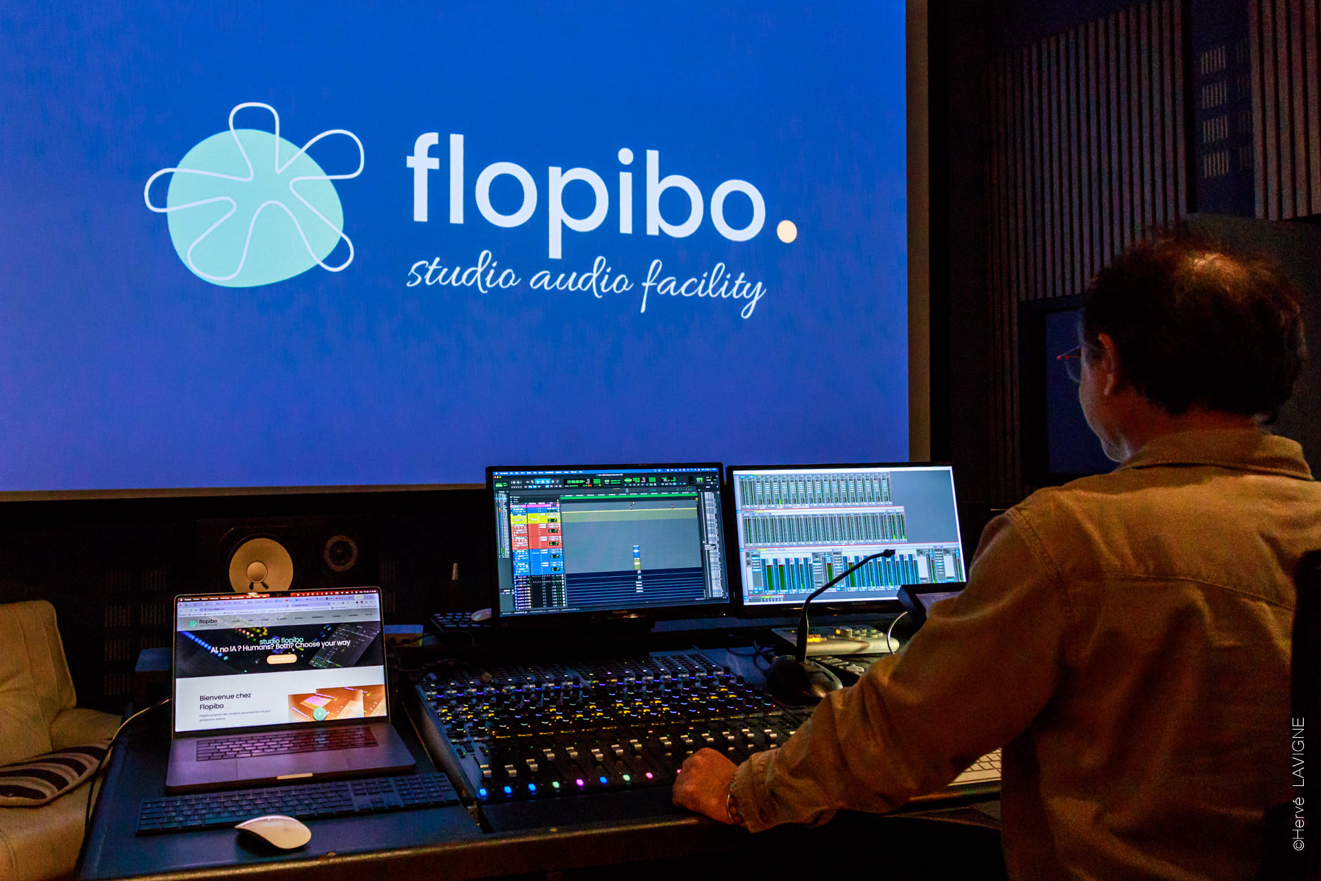 Studio Flopibo Stage Voix au micro